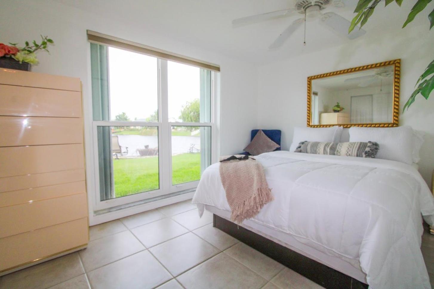Near Clearwater And Tarpon Spring With Water View Apartment Holiday Exterior photo